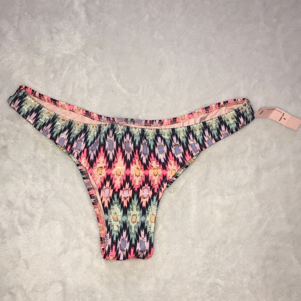 Victoria’s Secret itsy bottoms Small NWT
